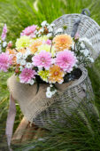 Dahlia bouquet pastel