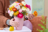 Mixed double flowering Ranunculus bouquet 	
Ranunculus Cappuccino
Ranunculus Elegance White
Ranunculus Elegance Hot Pink	
Ranunculus Elegance Orange
Ranunculus Pon Pon Merlino	
Ranunculus Pon Pon Fanny
Ranunculus Elegance Crema
Ranunculus Amandine Marshmallow