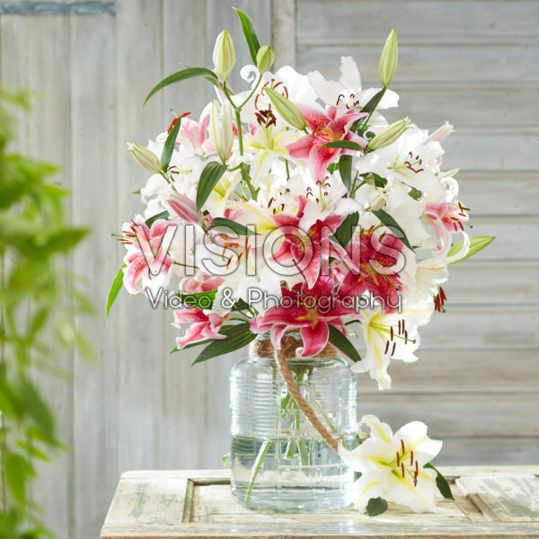 Mixed lily bouquet