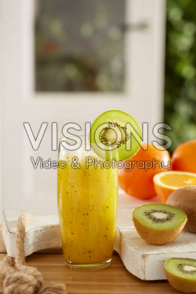 Orange and kiwi juice