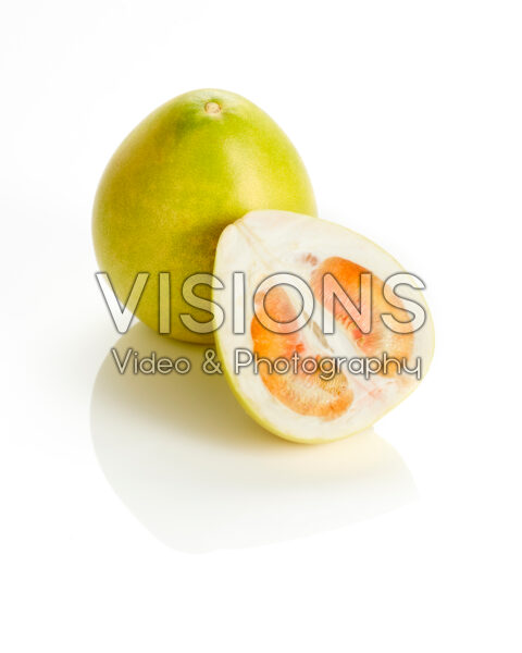 White pomelo, Citrus maxima