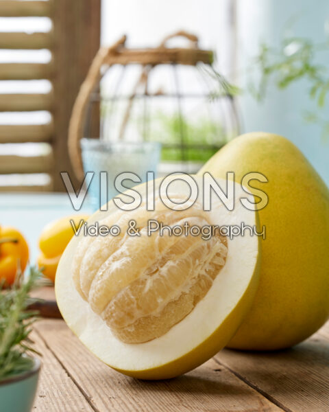 Witte pompelmoes, Citrus maxima Witte pompelmoes, Citrus maxima