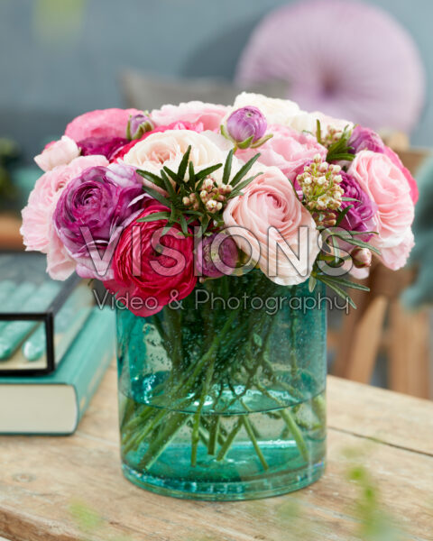 Ranunculus Romance™ mixed bouquet