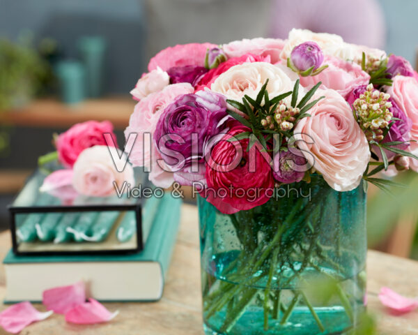 Ranunculus Romance™ mixed bouquet