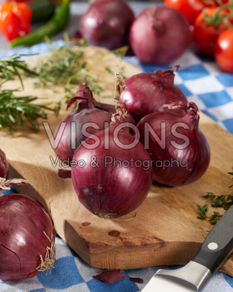 Red onions, Allium cepa Red onions, Allium cepa