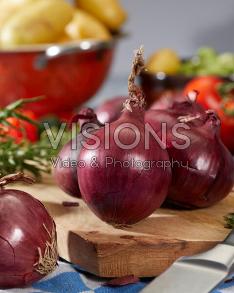 Red onions, Allium cepa Red onions, Allium cepa