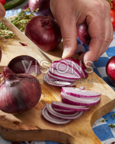 Cutting onions