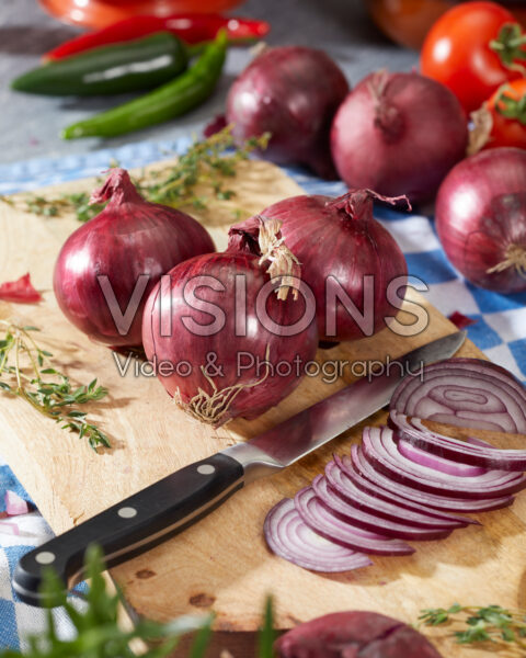 Red onions, Allium cepa Red onions, Allium cepa