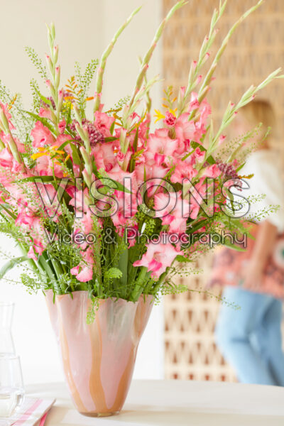 Gladdies® in vase, Gladiolus Kelly