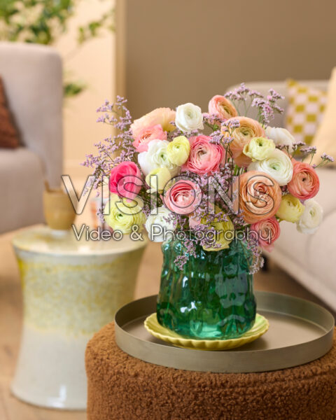 Gemengd Ranunculus boeket pastel