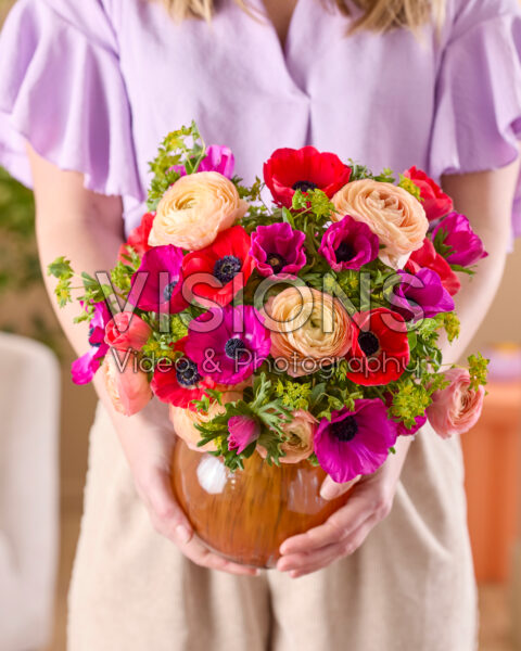 Gemengd boeket Anemone en Ranunculus