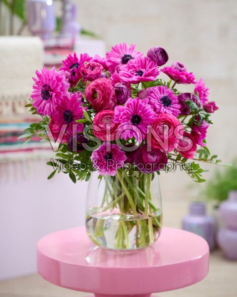 Fuchsia gemengd boeket Anemone en Ranunculus
