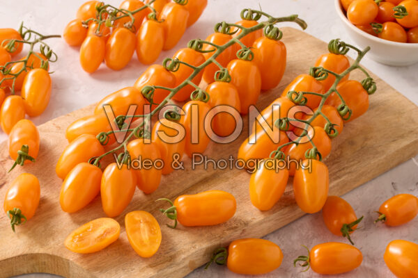 Solanum lycopersicum Sweet Storm