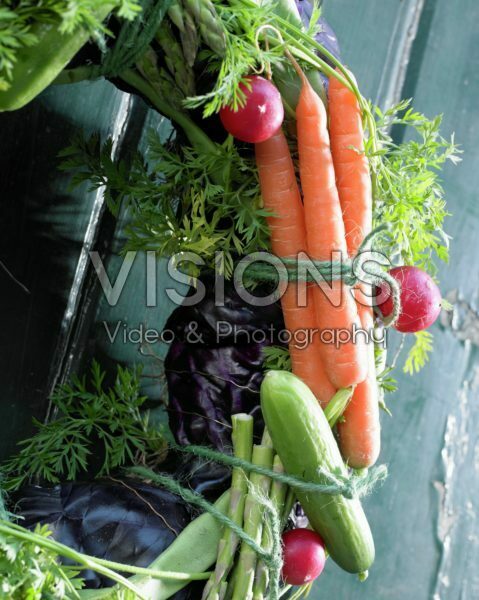 Vegetable wreath