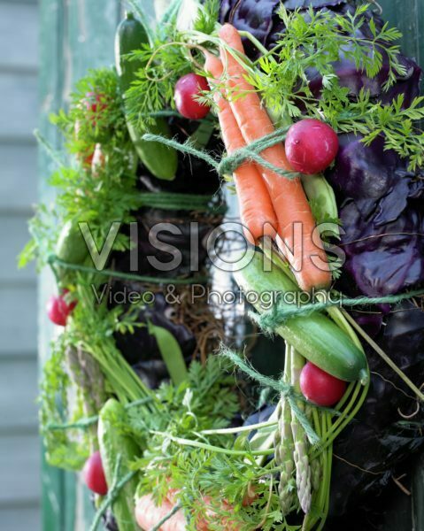 Vegetable wreath