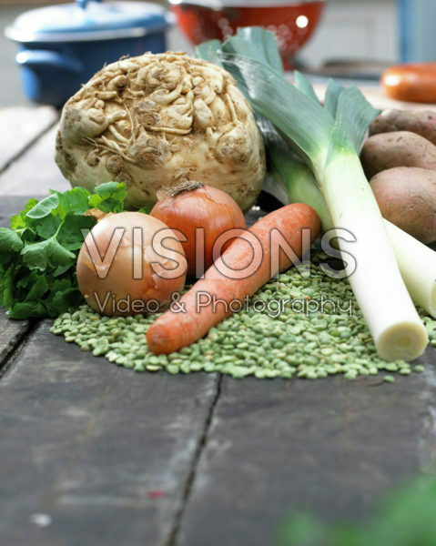 Vegetables for pea soup