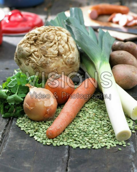 Vegetables for pea soup